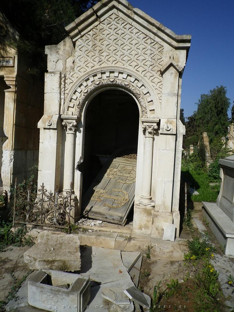 CIMETIERE DE TAMAZOUHET D ORAN EN MARS 2012  (85).JPG